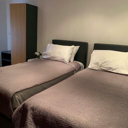 Hotel Hovi De La Mairie Aubervilliers Eksteriør billede