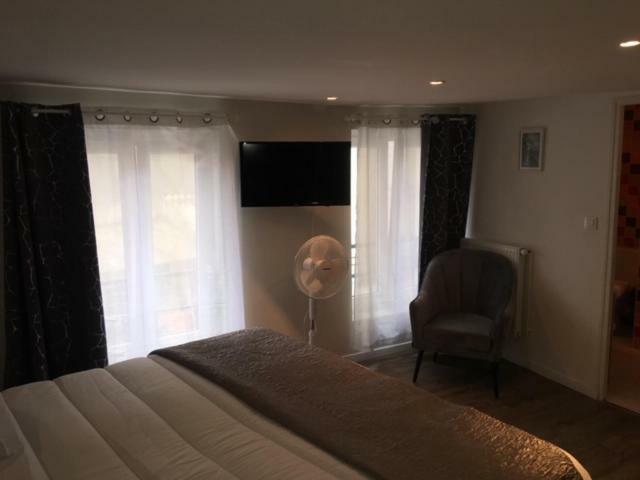 Hotel Hovi De La Mairie Aubervilliers Eksteriør billede