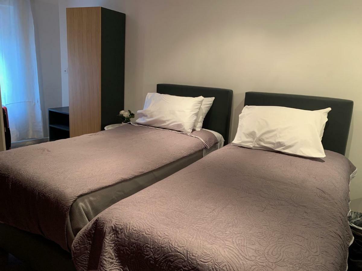 Hotel Hovi De La Mairie Aubervilliers Eksteriør billede